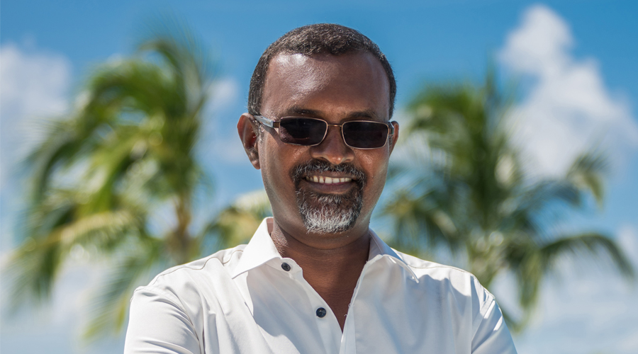ޚަލީލު އިސްތިއުފާ ދެއްވީ ސަރުކާރުގެ ސިޔާސަތަށް ގެނައި ބަދަލުން.