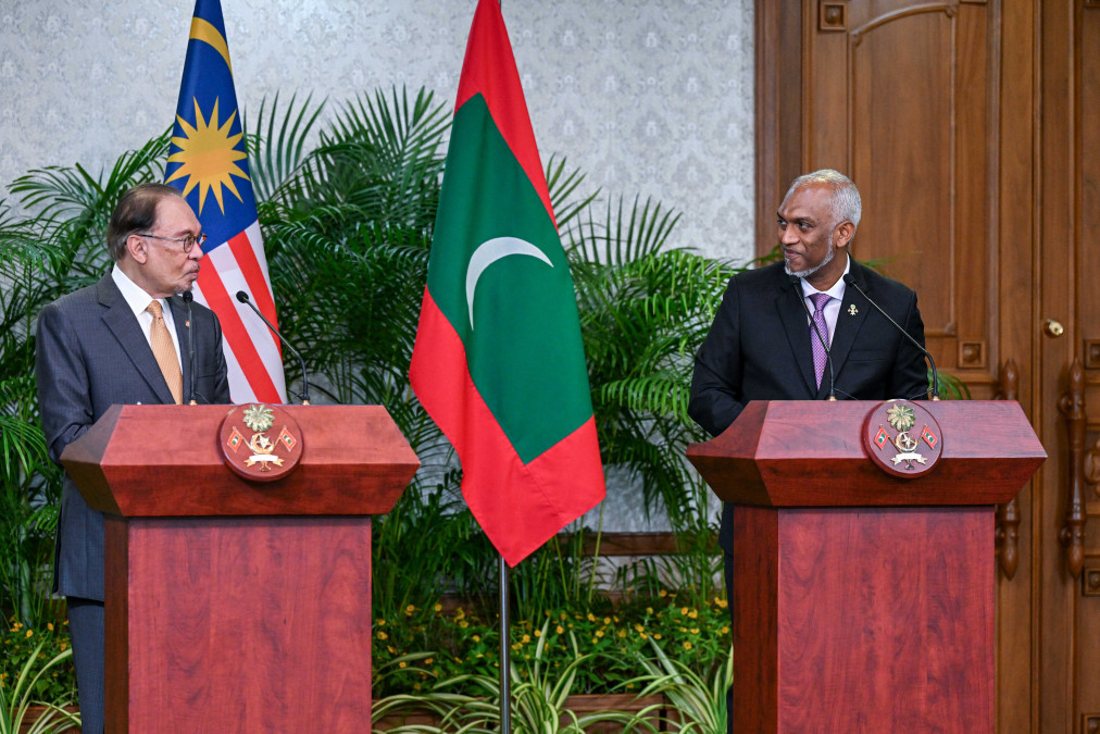 އޮންނަ އުޞޫލުގެ ބޭރުން ވިއަސް 100 މިލިއަން ޑޮލަރު ރާއްޖެއަށް ހަމަޖެއްސުމަށް ބޮޑުވަޒީރު އަންވަރު އަންގަވައިފި