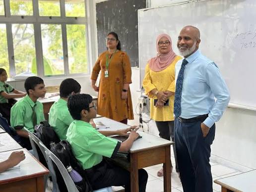 ބޭރު ޓީޗަރުންގެ ޕްރައިވެޓް ޓިއުޝަން، ފޮރިން އެކްސްޗޭންޖް އަދި ތަޢުލީމީ އިންސާފު: ރާއްޖޭގެ މުޖުތަމަޢު ބަހުސްކުރަން ޖެހޭ މައްސަލައެއް