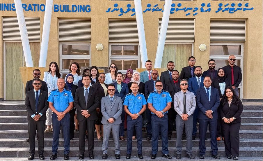 އިންޓަރޕޯލްގެ "އިންސްޓްރަކްޓަރ ޑިވެލޮޕްމަންޓް ކޯސް" އައްޑޫ ކެމްޕަހުގައި ފަށައިފި