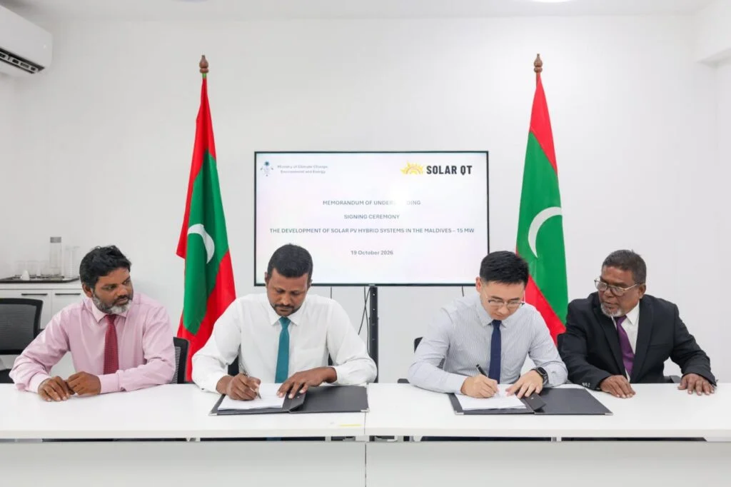 އިއާދަކުރަނިވި ހަކަތައަށް ބޮޑު ކުރިއެރުމެއް: 15 މެގަވޮޓްގެ ސޯލާ ސިސްޓަމެއް ގާއިމުކުރަން ޗައިނާ ކުންފުންޏަކާއެކު ސޮއިކޮށްފި!