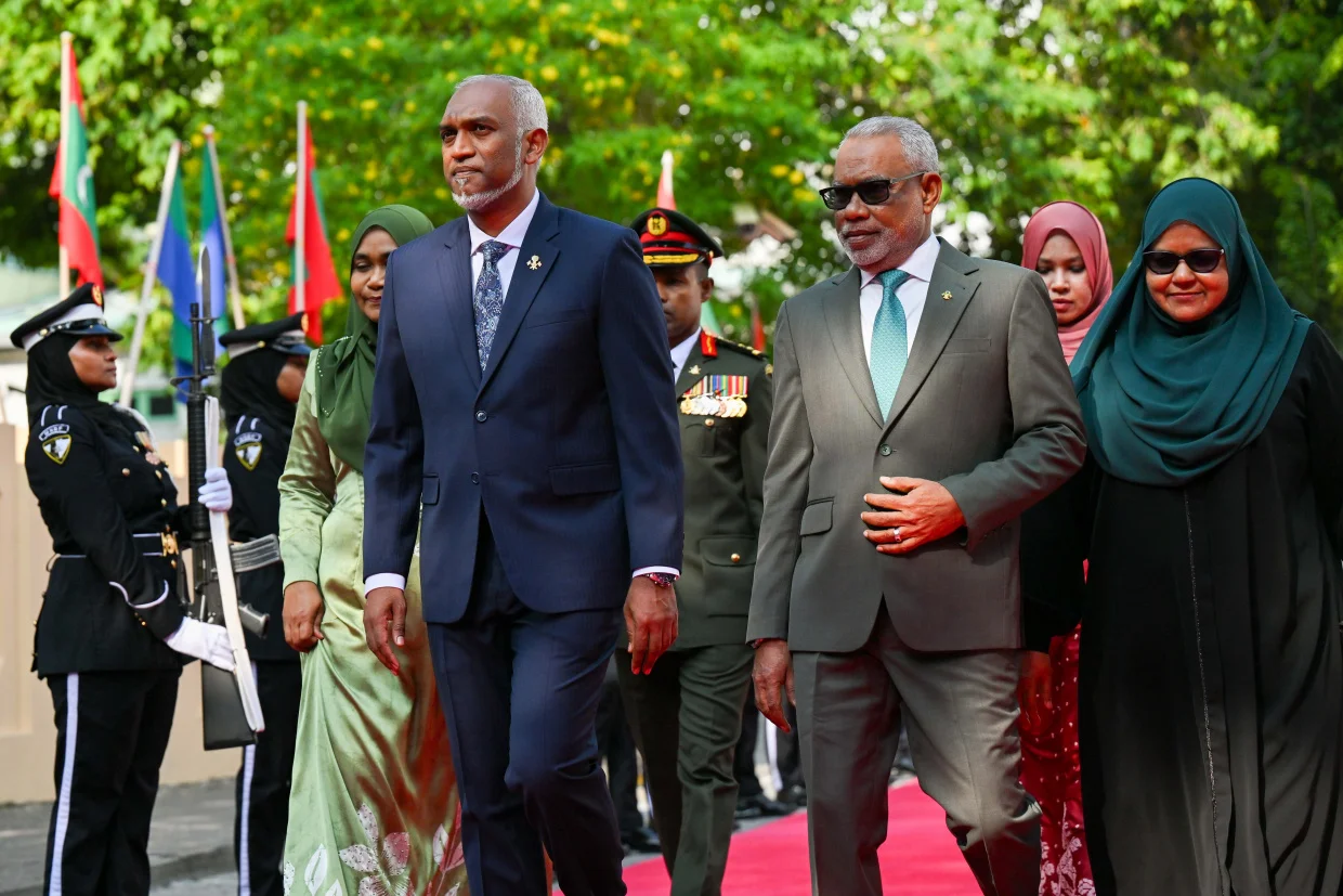 މަޖިލީހުގެ ރައީސްގެ މުސާރަ 95،000 ރުފިޔާއަށް ބޮޑުކުރުމާއެކު ވަޒީރުންނާއި  ކައުންސިލަރުންގެ މުސާރަވެސް ބޮޑުވެއްޖެ